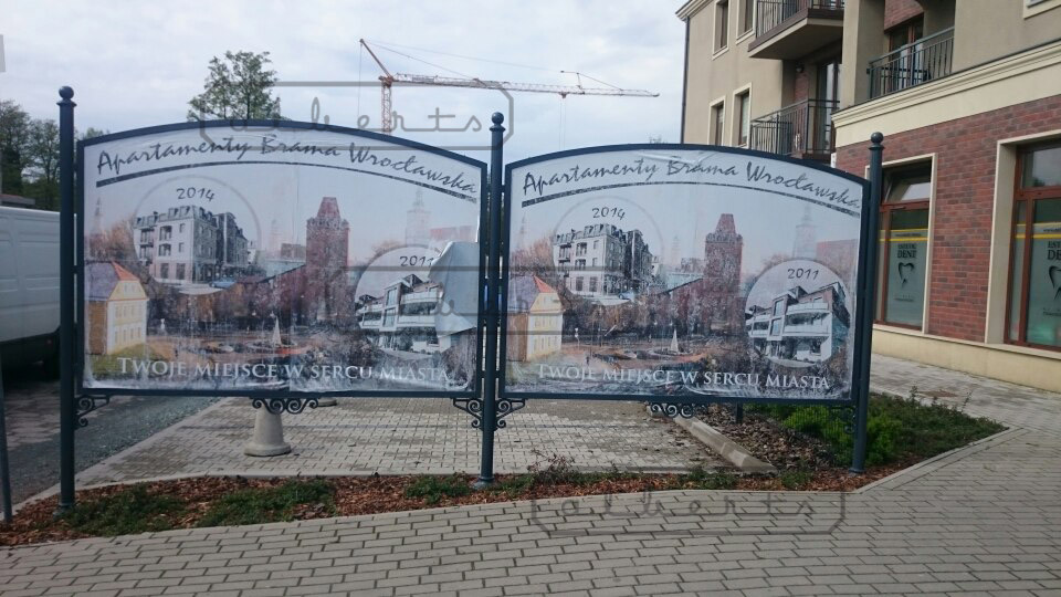 Podwójna tablica informacyjna
